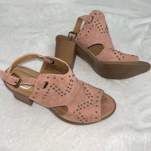 Blush Platform “heel” with silver beads